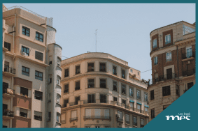 Inmueble en España y resides en el extranjero: lo que Hacienda espera de ti